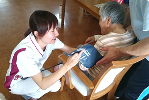 訪問診療時の看護師